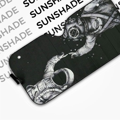 Gearhumans 3D Scuba Diving Astronaut Finger Touch Auto Sunshade - Image 4